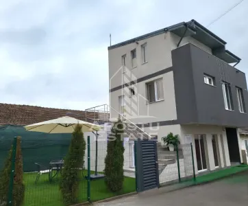 Apartament de lux, 3 camere, 2 niveluri, intr-un imobil tip vila, Deva - Deva