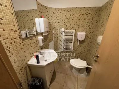 Spatiu pentru birouri de 147 mp, 5 camere, la parter, zona centrala - foto 8