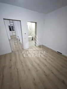 Duplex cu 4 camere, de vanzare, P+E, In Dumbravita - Dumbravita
