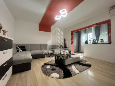 Apartament 3 camere, centrala proprie, zona Confectii - Arad