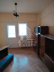 Apartament cu 3 camere, 2 bai,2 balcoane, etaj intermediar,Iuliu Maniu - foto 2