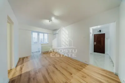 OCAZIE / Aurel Vlaicu / 2 camere renovate LUX - foto 1
