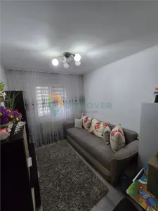 Apartament 3 camere, Metalurgie, etaj 3, renovat, 120000 euro - foto 2