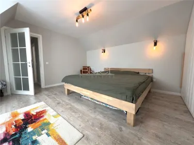 Casa, 120mp, 4 camere, 55mp Beci, cu Parcare, Str. Lunga - foto 4