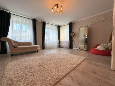 Casa, 120mp, 4 camere, 55mp Beci, cu Parcare, Str. Lunga - foto 5