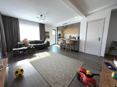 Casa, 90mp, 3 camere, 3 bai, cu Garaj si Curte - foto 3