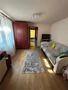Casa 82mp utili 3 cam, teren 239mp C.Galati - Plantelor, in spatele Scolii 18 - foto 9