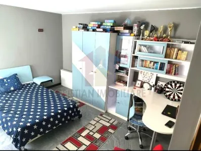 RENOVATA!  Casa 3 cam, caramida, Chercea, teren 256 mp, decomandat , Mobilata si utilata! - foto 7