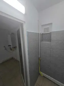 Ap 2 camere confort 1, decomandat, Garii etaj 2, renovat recent - foto 4