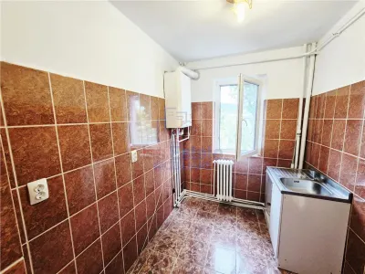 Apartament de vanzare cu 3 camere, la etajul 2 in Alexandru cel Bun - foto 5