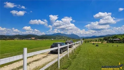 Teren 1.640 mp cu cabana moderna, foisor, gratar, atmosfera de vacanta, Rasnov, Brasov - foto 10