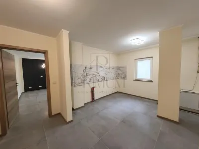 COMPLEX STUDENTESC - 3 CAM | DECOMANDAT | 2 BAI | INCALZIRE PARDOSEALA | RENOVAT | PARTER | RENOVAT - Timisoara