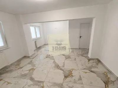 Apartament spatios cu 4 camere si 2 bai direct pe Bulevardul Mihai Viteazu - Sibiu