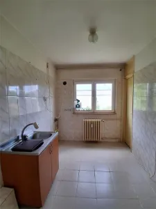 Apartament 3 camere Semidecomandat Al.Calinesti - foto 7
