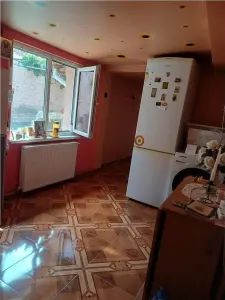 Casa de vanzare 95mp cu teren de 231mp -Intrarea Cartojanca-Rahova - foto 7