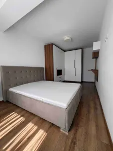 Apartament 2 camere decomandat – CUG| Parcare | Balcon | 480 € - foto 4