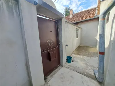MDI  casă cu curte str. Ady E - foto 8