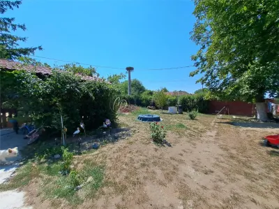MDI casa cu dublu front stradal la Saniob - foto 8