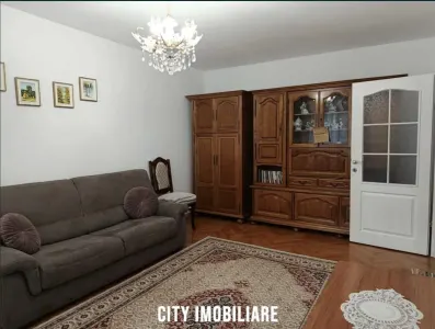 Apartament 3 camere, decomandat, parcare, zona Iulius Mall. - foto 4