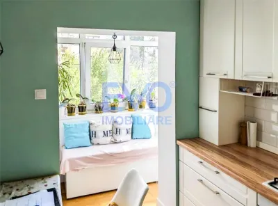 Apartament cu 3 camere, 2 bai, zona Tatarasi - foto 3