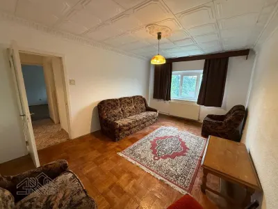 Apartament 2 Camere Decomandat de Vanzare | Str. Teiului | Zona Centrala | Focsani - foto 2