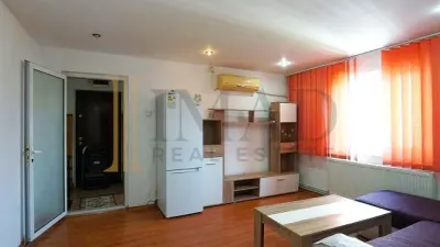 De închiriat – un apartament simplu, într-o zonă în care ai totul aproape / Micro 6. - foto 3