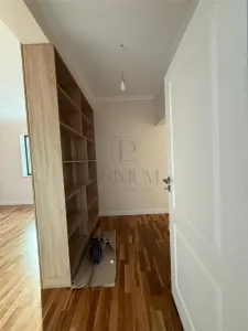 VILĂ PREMIUM CU PISCINĂ ÎNCĂLZITĂ | MOȘNIȚA NOUĂ | 605 MP TEREN - foto 7