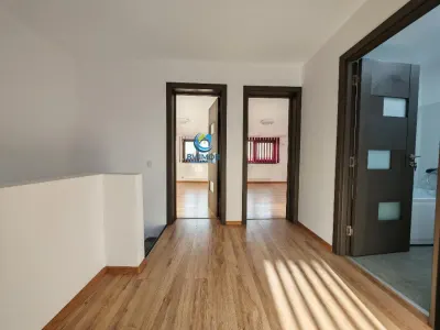 Inchiriem Casa Tip Duplex, 4 Camere, Utilata, Tarlungeni izvor - foto 17