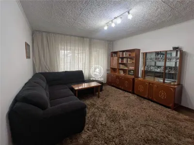 Apartament 3 camere decomandat de vanzare in Nicolina - foto 2