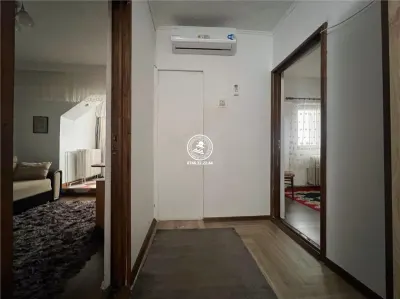 Apartament 3 camere decomandat de vanzare in Nicolina - foto 3