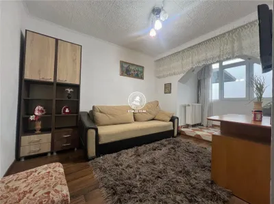 Apartament 3 camere decomandat de vanzare in Nicolina - foto 5
