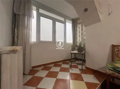 Apartament 3 camere decomandat de vanzare in Nicolina - foto 6