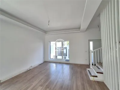 Vila  de vanzare  Rediu, - foto 6