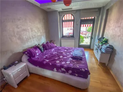 Vila de vanzare in zona Piata Victoriei - Lascar Catargiu , 530 mp - foto 14