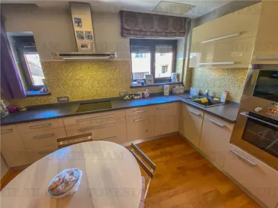Vila de vanzare in zona Piata Victoriei - Lascar Catargiu , 530 mp - foto 16