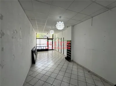 Nou! Sp. Comercial, S=47 mp, VAD EXCELENT, zona bld. A.I. Cuza! - foto 3