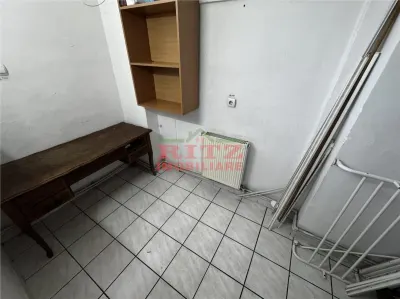 Nou! Sp. Comercial, S=47 mp, VAD EXCELENT, zona bld. A.I. Cuza! - foto 7