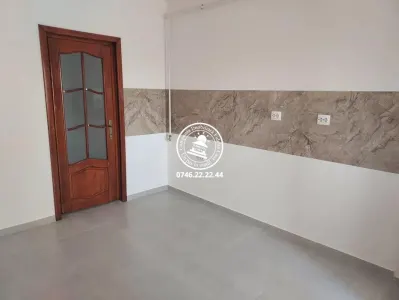 Apartament 3 camere  de vanzare  Pacurari, - foto 3
