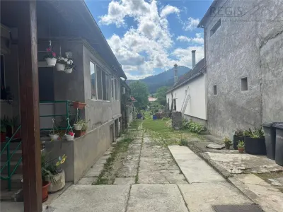 Casa de 5 camere zonaTurches  Sacele - foto 2
