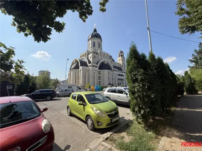 Bloc Patrascanu - birou 35mp - Bacau