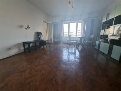 Apartament 3 camere, decomandat, Piata Sfinta Vineri - foto 2
