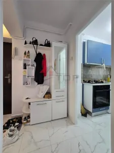 Mircea cel Batran - 2 camere decomandat, etaj intermediar - foto 3