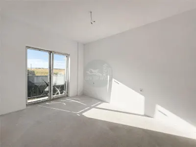 Apartament NOU la cheie  3 camere intabulat la cheie zona Turnisor - foto 2