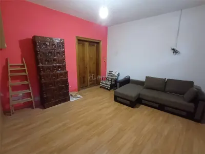 Moldova Noua, Casa Spatioasa Cu Curte, Langa Dunare, 360 Mp. Construiti, Mobilata + Utilata - foto 24